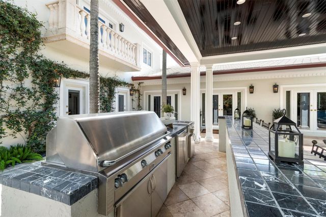 15 PELICAN DR, Fort Lauderdale, FL 33301