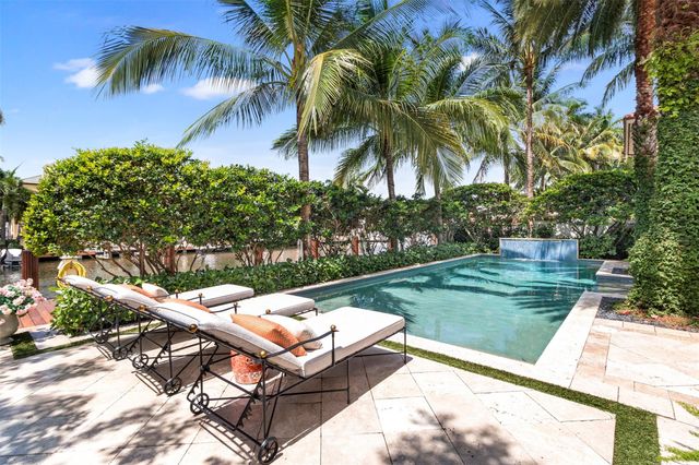 15 PELICAN DR, Fort Lauderdale, FL 33301