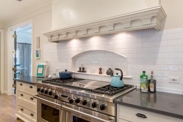 15 PELICAN DR, Fort Lauderdale, FL 33301