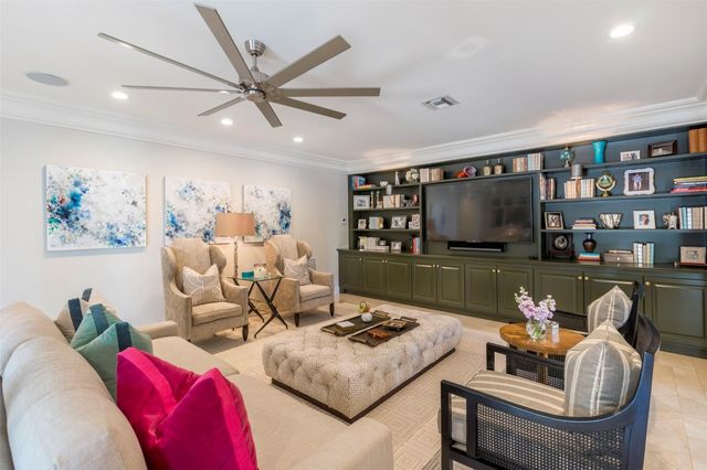 15 PELICAN DR, Fort Lauderdale, FL 33301