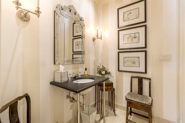 15 PELICAN DR, Fort Lauderdale, FL 33301