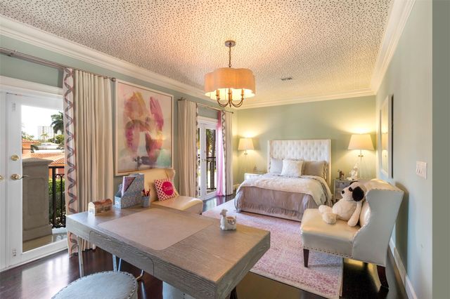 15 PELICAN DR, Fort Lauderdale, FL 33301