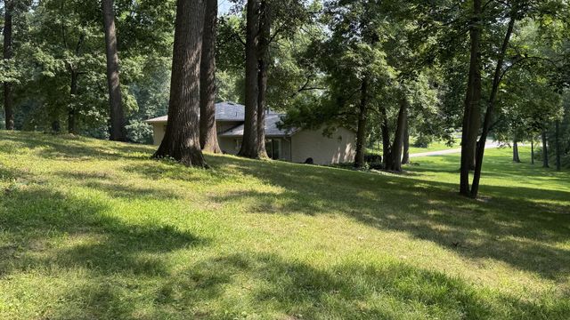 3309 Valley Drive, Geneseo, IL 52722