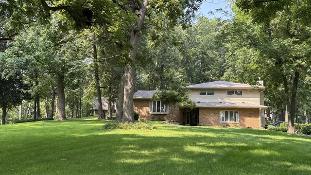 3309 Valley Drive, Geneseo, IL 52722