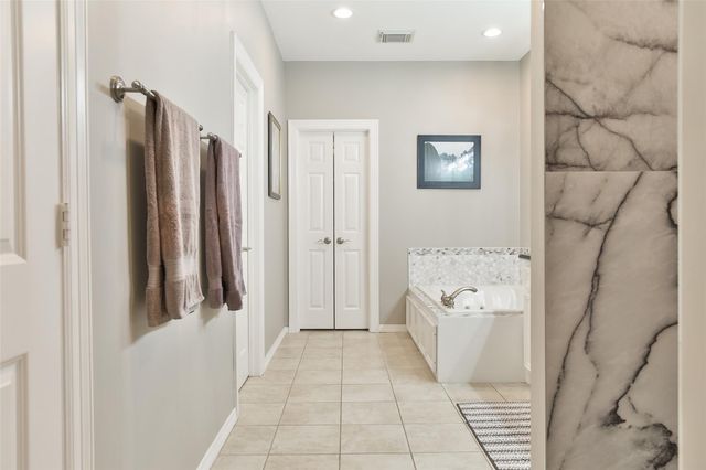 826 E 29th Street, Houston, TX 77009