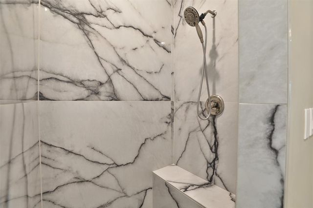 826 E 29th Street, Houston, TX 77009