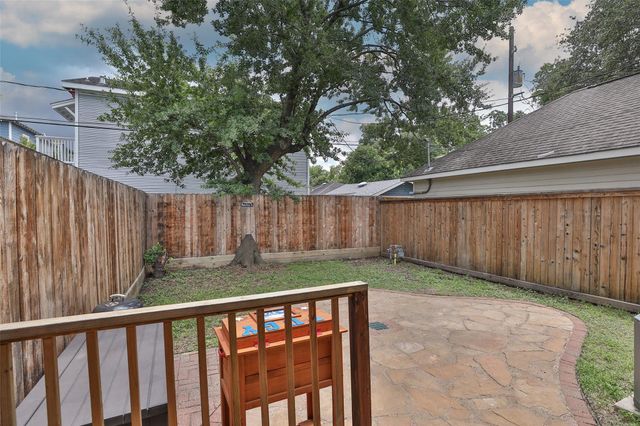 826 E 29th Street, Houston, TX 77009