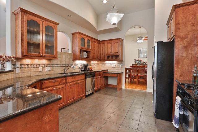 826 E 29th Street, Houston, TX 77009