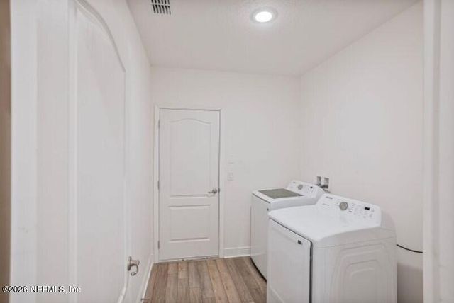1051 WELDA Lane, Jacksonville, FL 32221