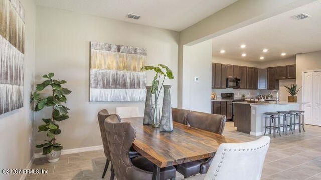 1051 WELDA Lane, Jacksonville, FL 32221