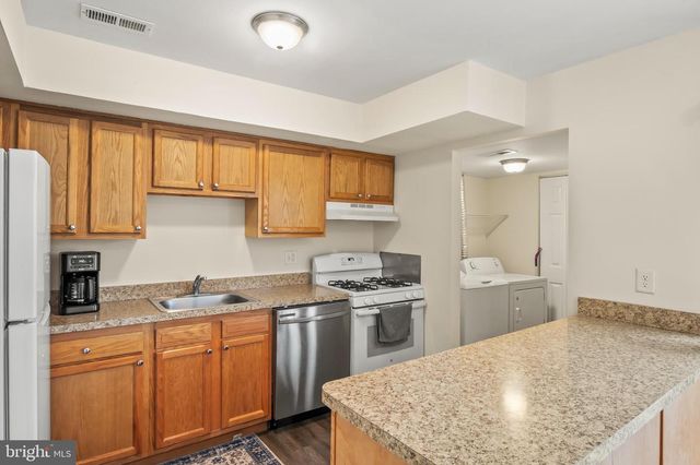 6419 LAMPLIGHTER RDG, Glen Burnie, MD 21061