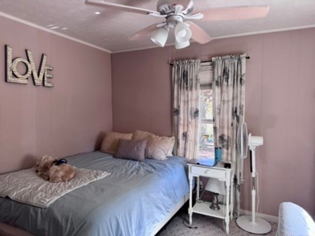 1390 Dogwood Dr, Erin, TN 37061