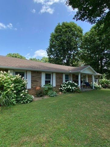 1390 Dogwood Dr, Erin, TN 37061