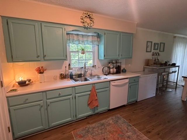 1390 Dogwood Dr, Erin, TN 37061