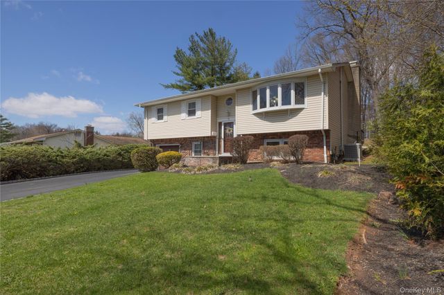 196 E Townline Road, West Nyack, NY 10994