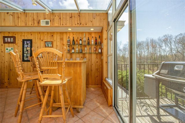 196 E Townline Road, West Nyack, NY 10994