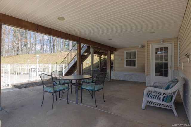 196 E Townline Road, West Nyack, NY 10994