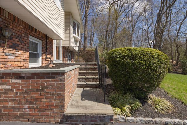 196 E Townline Road, West Nyack, NY 10994