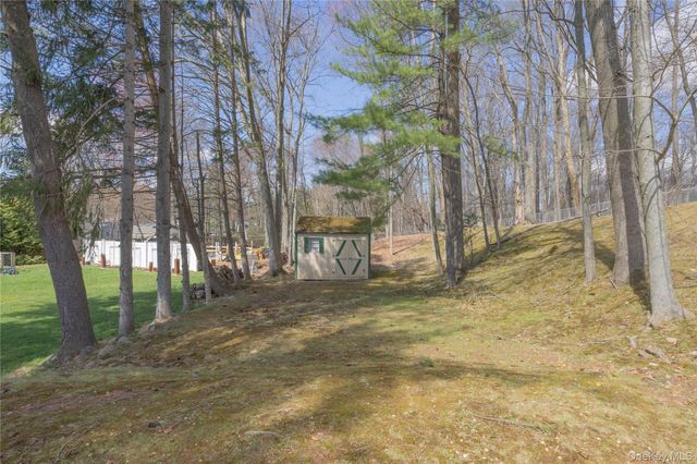 196 E Townline Road, West Nyack, NY 10994