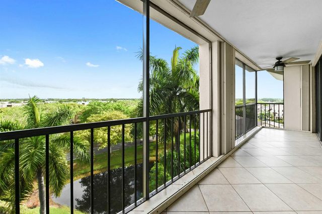 5951 Wellesley Park Drive Apt 702, Boca Raton, FL 33433