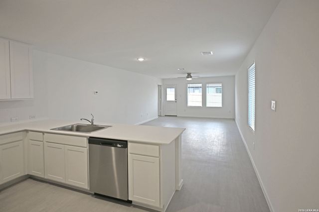 1502 Tiptop, New Braunfels, TX 78130