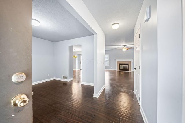 36 Gala Avenue, Etna, OH 43062