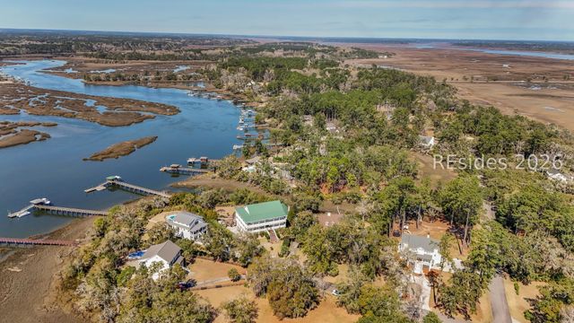 26 Pilot Point Rd, Ridgeland, SC 29936