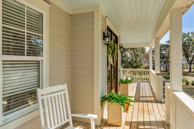 26 Pilot Point Rd, Ridgeland, SC 29936