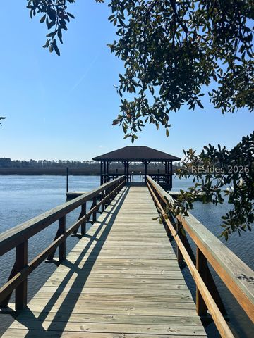 26 Pilot Point Rd, Ridgeland, SC 29936