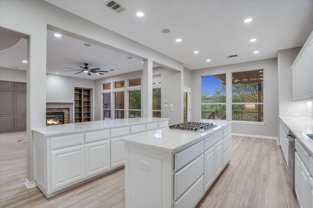 1400 Tom Sawyer RD, Dripping Springs, TX 78620