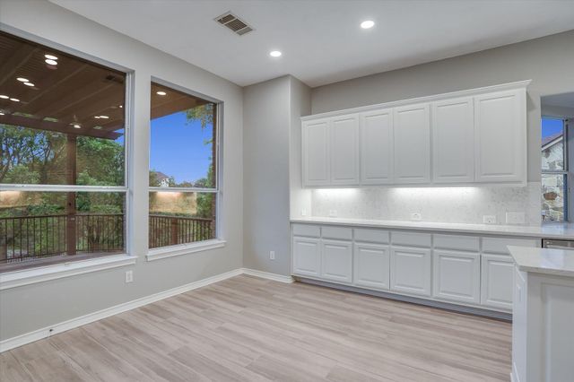 1400 Tom Sawyer RD, Dripping Springs, TX 78620
