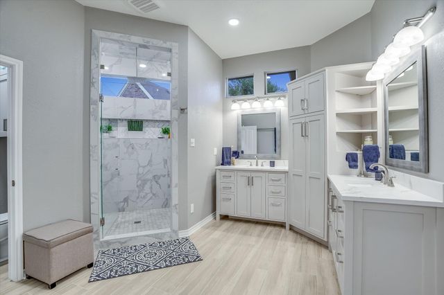 1400 Tom Sawyer RD, Dripping Springs, TX 78620