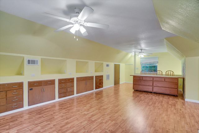 1400 Tom Sawyer RD, Dripping Springs, TX 78620