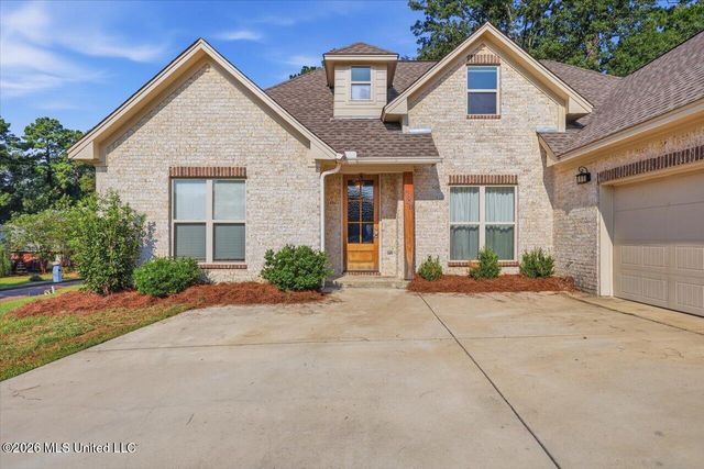 580 Hickory Place, Brandon, MS 39047