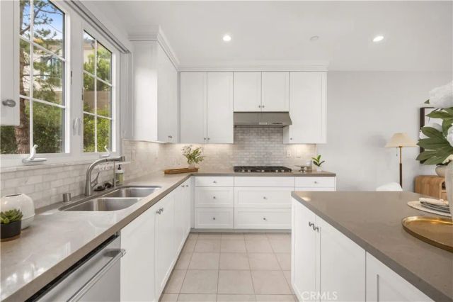 146 Dolci, Irvine, CA 92602