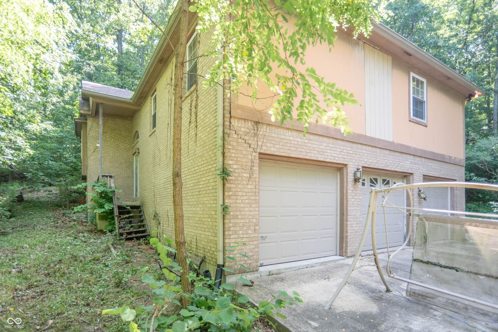 7303 W Division Road, Bargersville, IN 46106