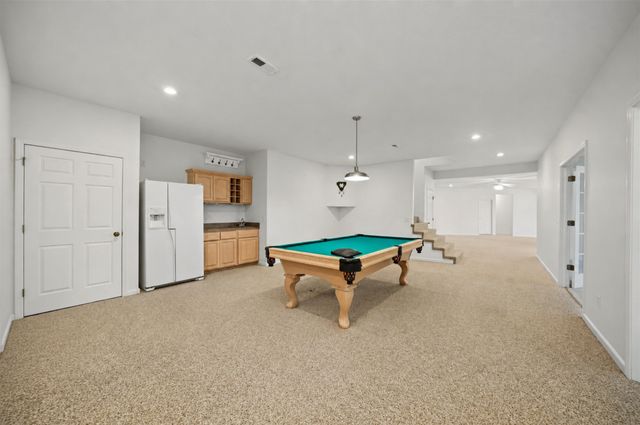 3380 S Scenic Slope Rd, Salina, KS 67401