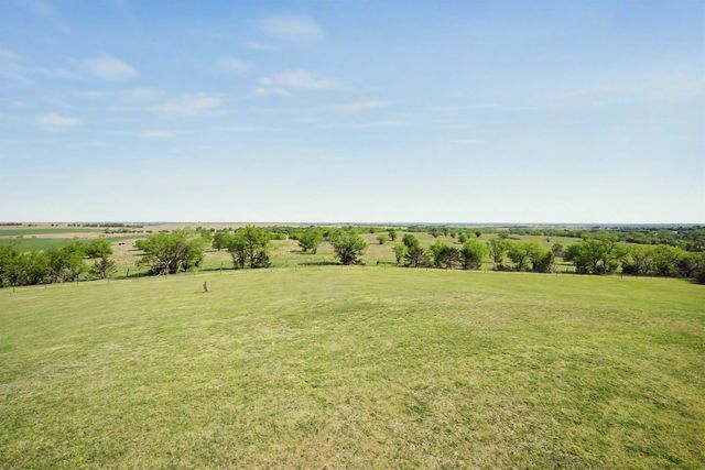 3380 S Scenic Slope Rd, Salina, KS 67401