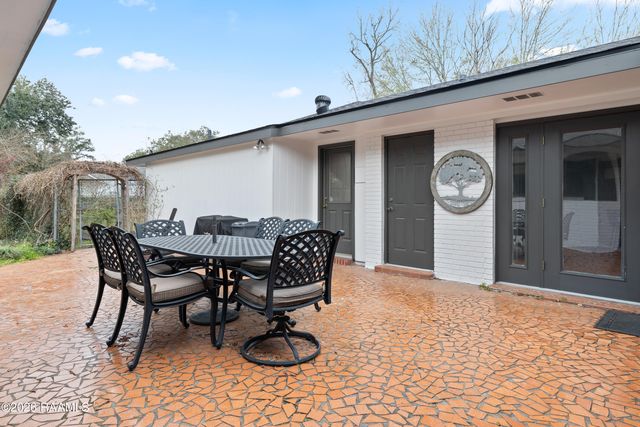 110 Canterbury Road, Lafayette, LA 70503