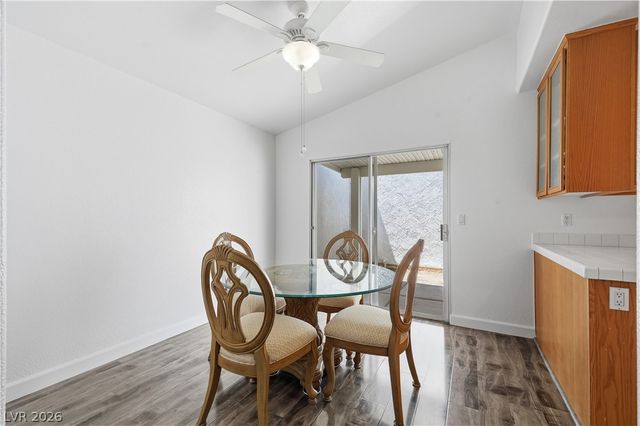 5449 Geneive Lane 102, Las Vegas, NV 89108