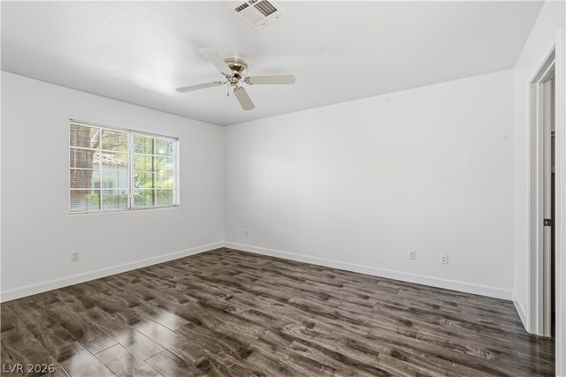 5449 Geneive Lane 102, Las Vegas, NV 89108