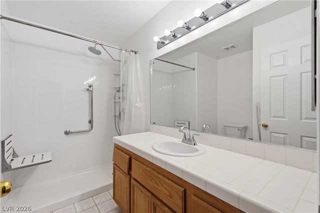 5449 Geneive Lane 102, Las Vegas, NV 89108