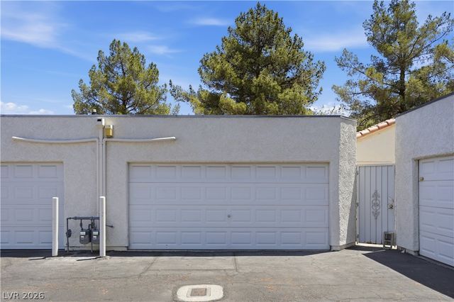 5449 Geneive Lane 102, Las Vegas, NV 89108