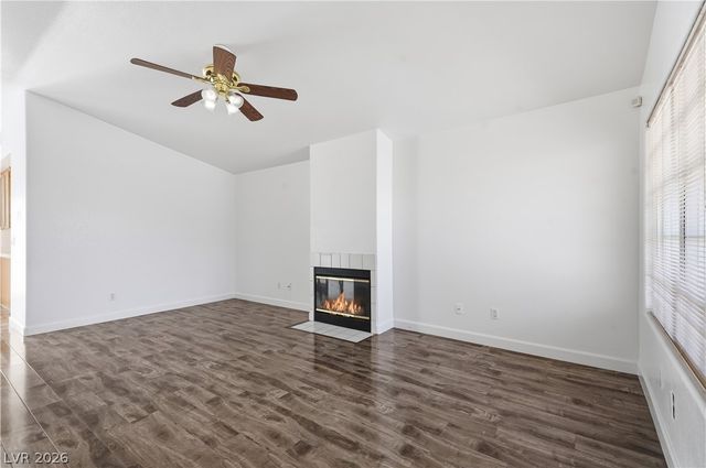 5449 Geneive Lane 102, Las Vegas, NV 89108