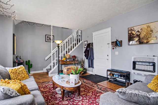 606 Fairview Avenue NE, Grand Rapids, MI 49503