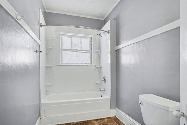 606 Fairview Avenue NE, Grand Rapids, MI 49503