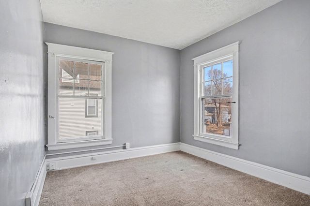 606 Fairview Avenue NE, Grand Rapids, MI 49503