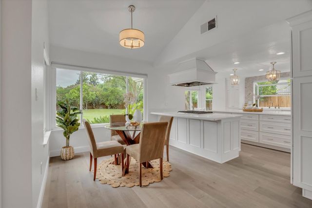 455 Loma Verde Dr, Tracy, CA 95376