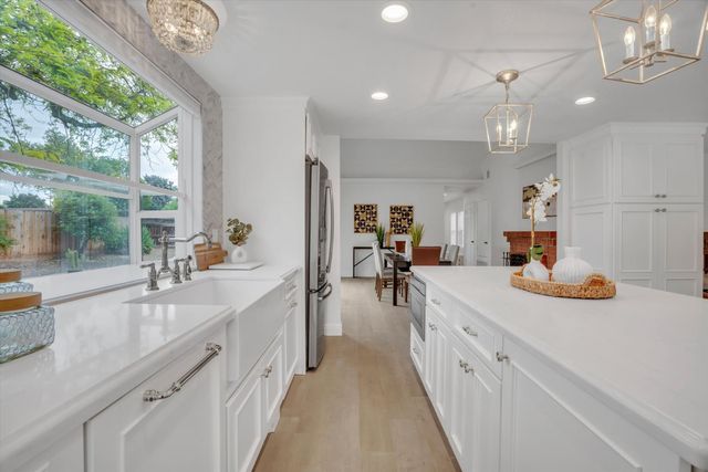 455 Loma Verde Dr, Tracy, CA 95376