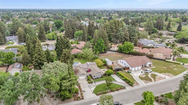 455 Loma Verde Dr, Tracy, CA 95376